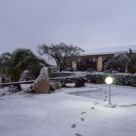 Agriturismo Isidoro Fertilia Kültér fotó