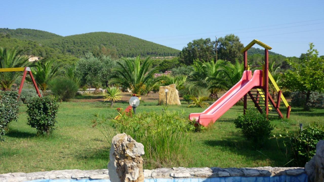 Agriturismo Isidoro Fertilia Kültér fotó
